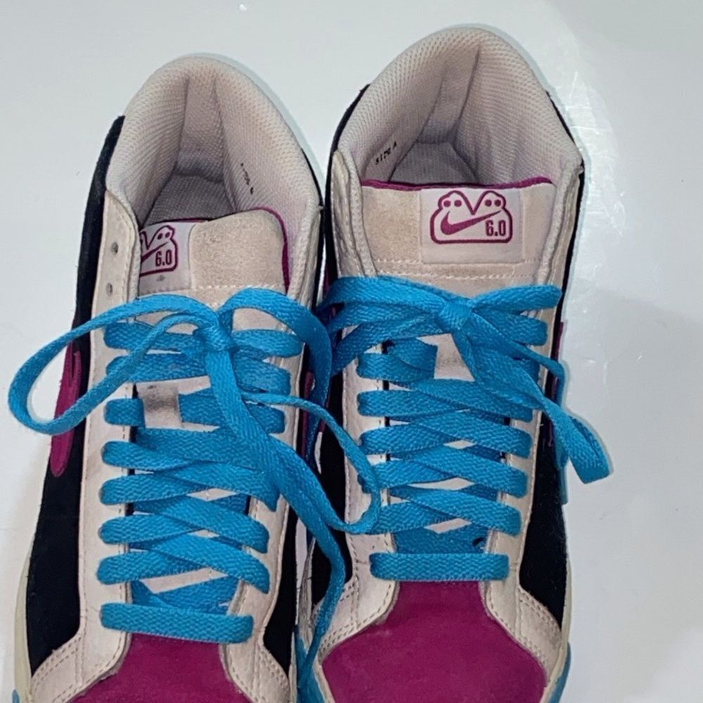 Nike Blazer Mid 6.0 High-Tops with Magenta and Teal Highlights Women Shoes z,8US - Picture 14 of 14